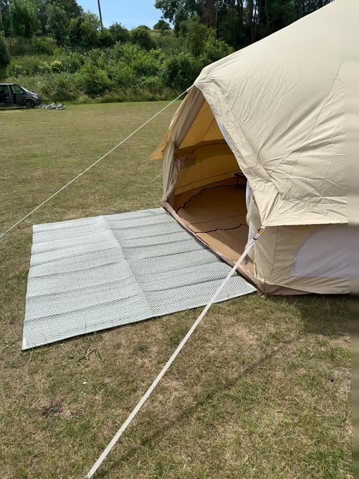 White & grey Diamond Rectangular Camping Mats