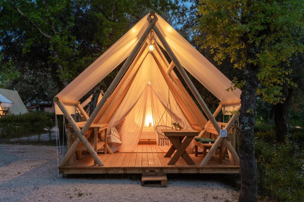 Why Should You Choose a Fireproof Bell Tent for Your Next Camping Trip?