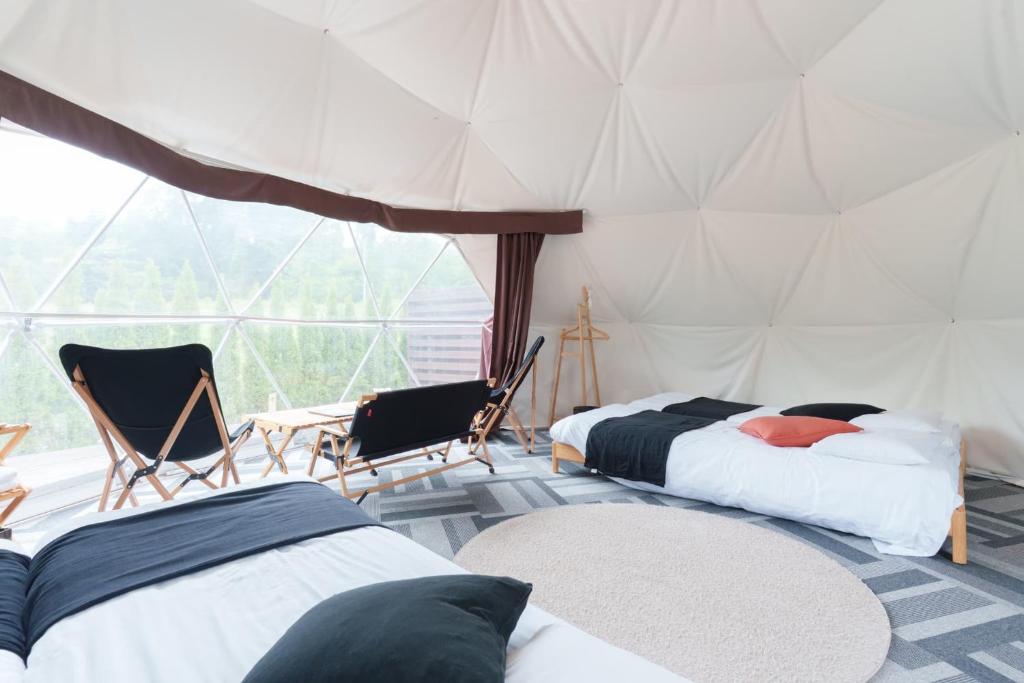 Geodesic Dome – Luxury Glamping & Event Structure - [Bell Tents]