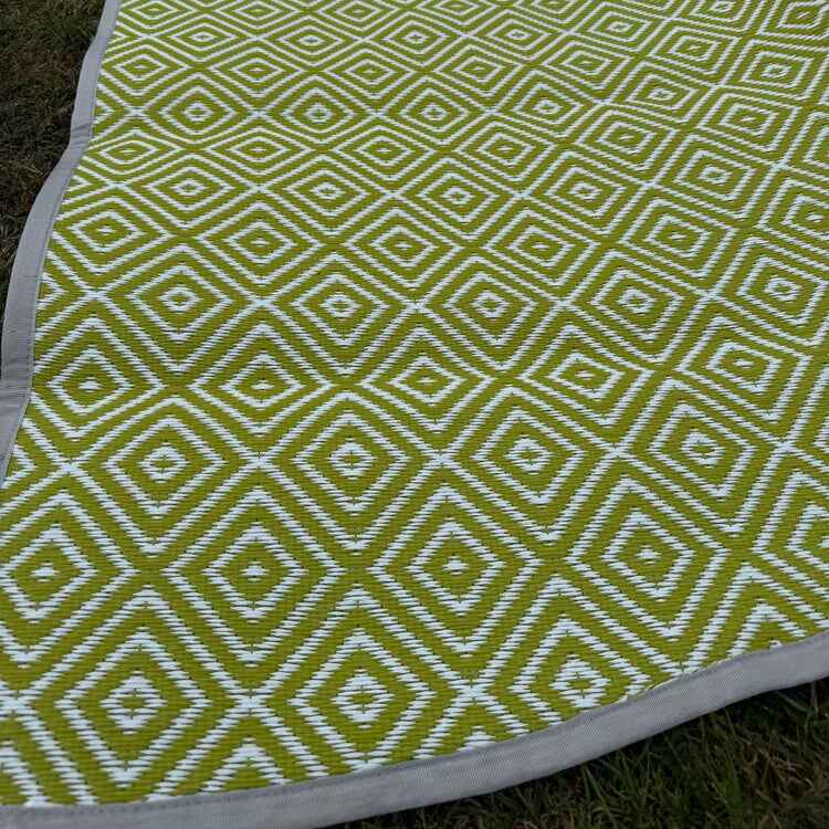 Poly Propylene Flooring Diamond Green / Dark Grey - Fire Retardant