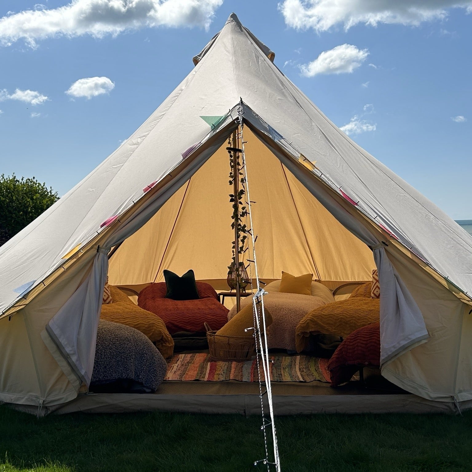 5m Bell Tent 100% Cotton Canvas - Waterproof Glamping Tent with Groundsheet - Bell Tent Sussex