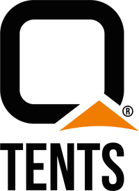 Logo brand QTents mewn du, gwyn ac oren
